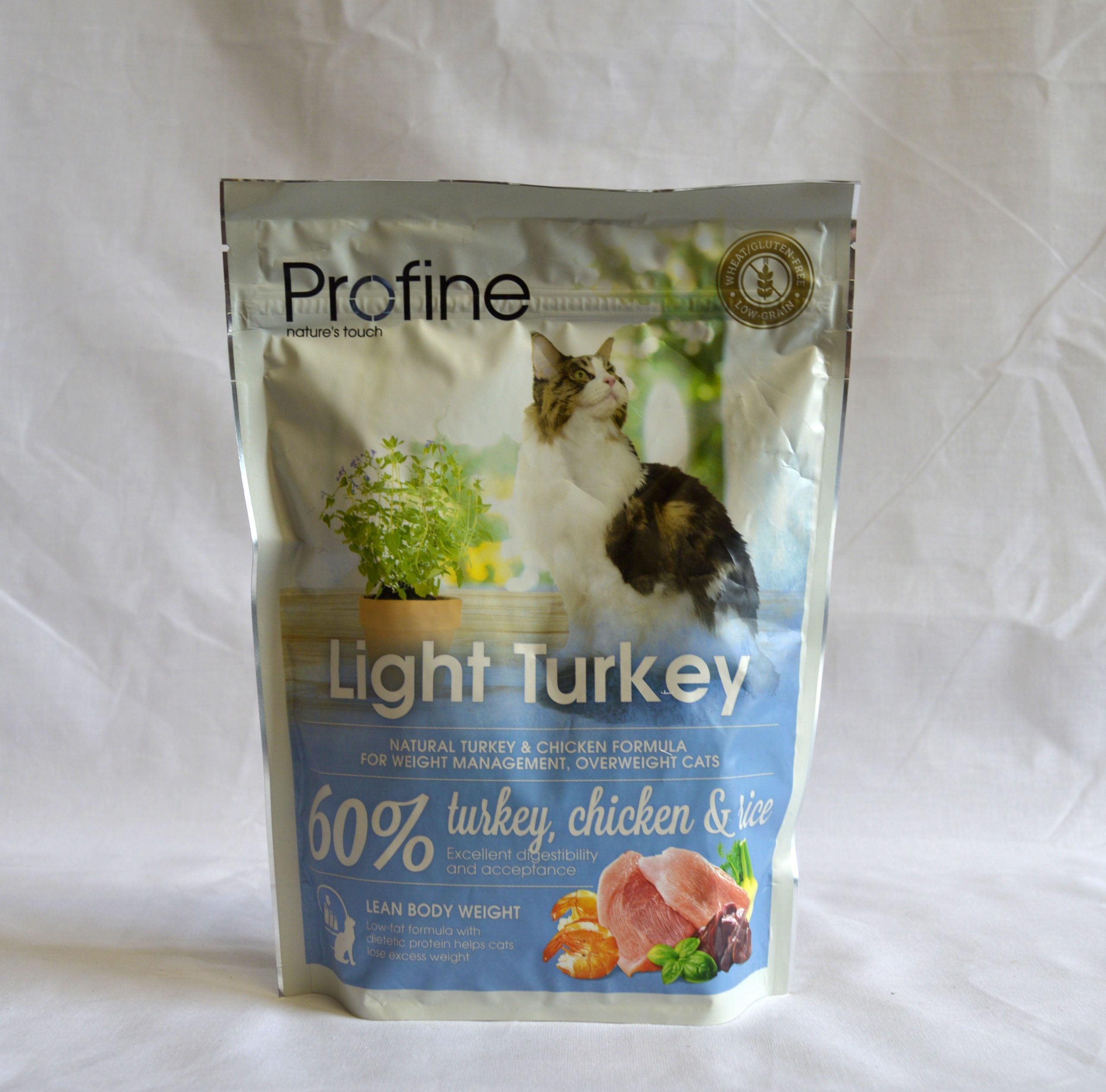 Profine Light Turkey, Turkey Chicken & Potatoes-300gr